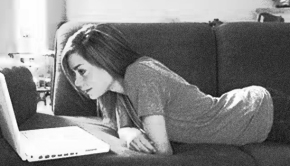Why we don’t read the same way online as we do on paper.